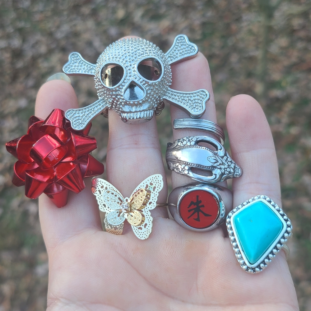 💜 SOLD!!! Assorted Ring Grab Bag - Picture 3 of 8